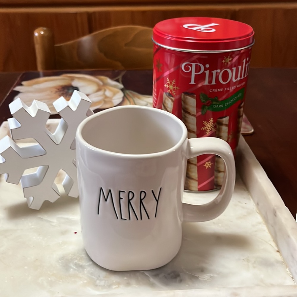 Rae Dunn Merry Mug